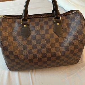 Authentic Louis Vuitton speedy 30 handbag